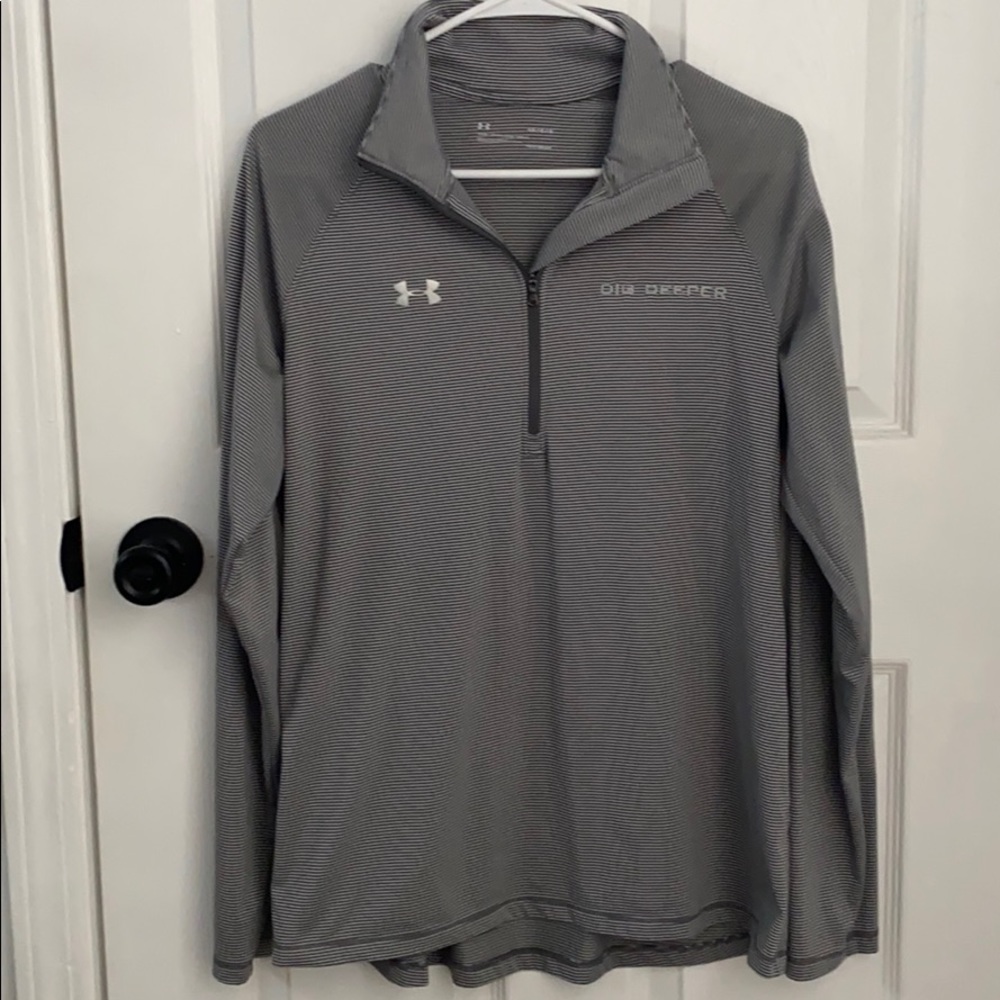 Under Armor Pull Over